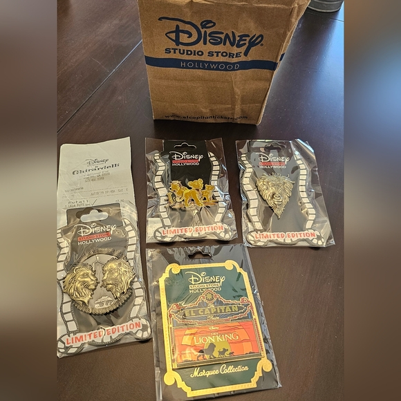 Disney Hollywood Studio Ghirardelli Lion King Mufasa & Scar Pin Live Action… - Picture 4 of 4